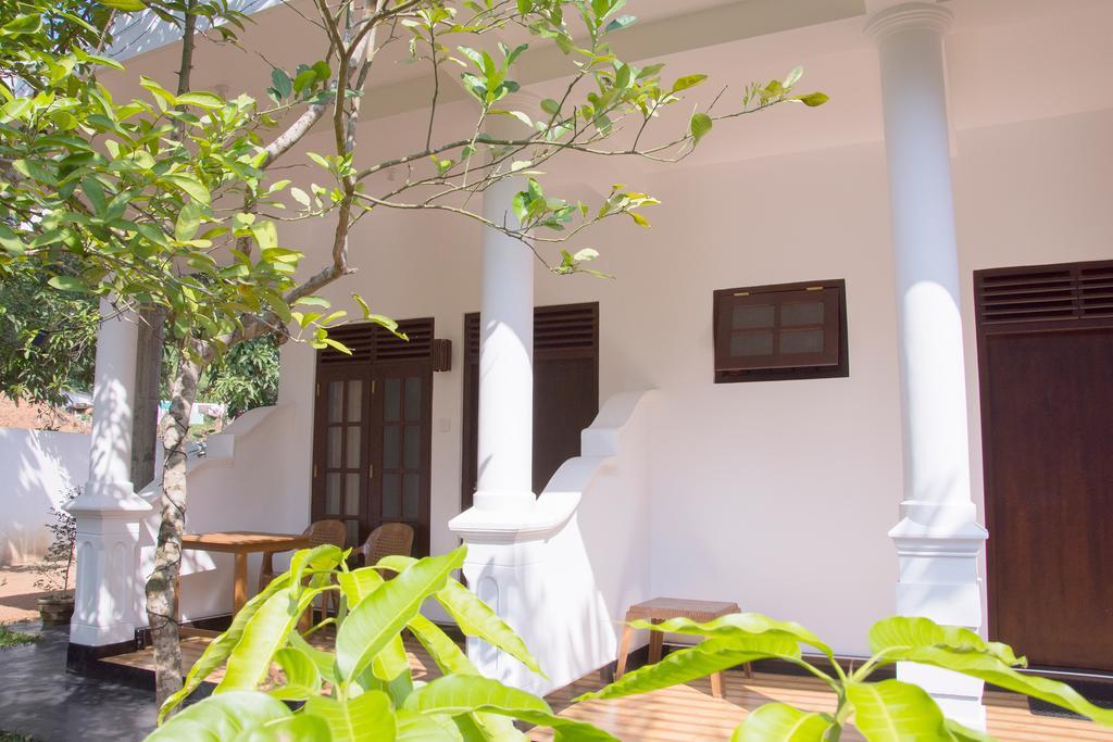 Garden Inn Mirissa Esterno foto